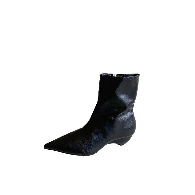 2025 Autumn New European and American Style Versatile Quality Thin Wood Grain and Pointed Short Boots