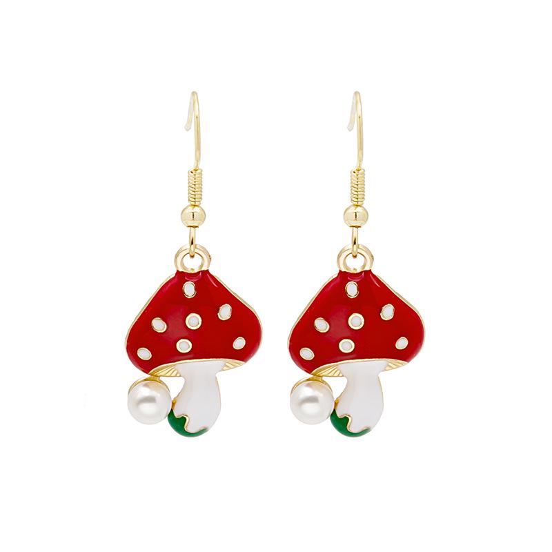 S925 Silver Needle Mushroom Earrings: Trendy Cartoon Design for a Fresh Summer Look