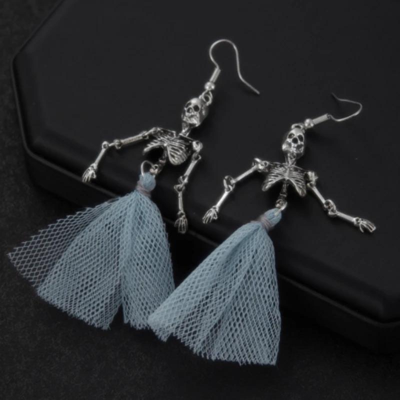 New Halloween Retro Skull Pendant Earrings, Suitable for Women's Gothic Party Accessories, Personalized Punk Style Jewelry Gifts