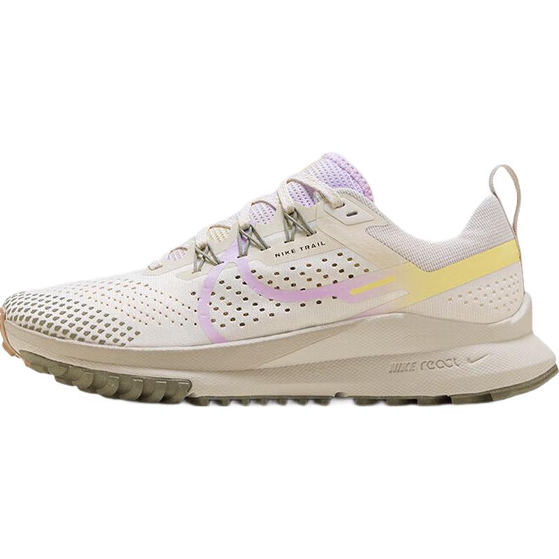 Nike Женские кроссовки для трейлраннинга Pegasus 38