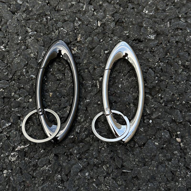 Брелок-підвіска Ainsworth Star з металевим карабіном