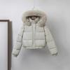 Winter Kurze Parkas Damen Baumwollgepolsterte Kleidung Samt hinzufügen Verdicken Oberbekleidung Pelzkragen Abnehmbare Kapuze Mäntel Warme Jacken