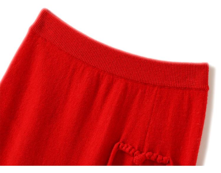 Svetr čínského stylu s vysokým pasem, zeštíhlující, z čisté vlny, pletený, se zapínáním na retro knoflík a s třásněmi