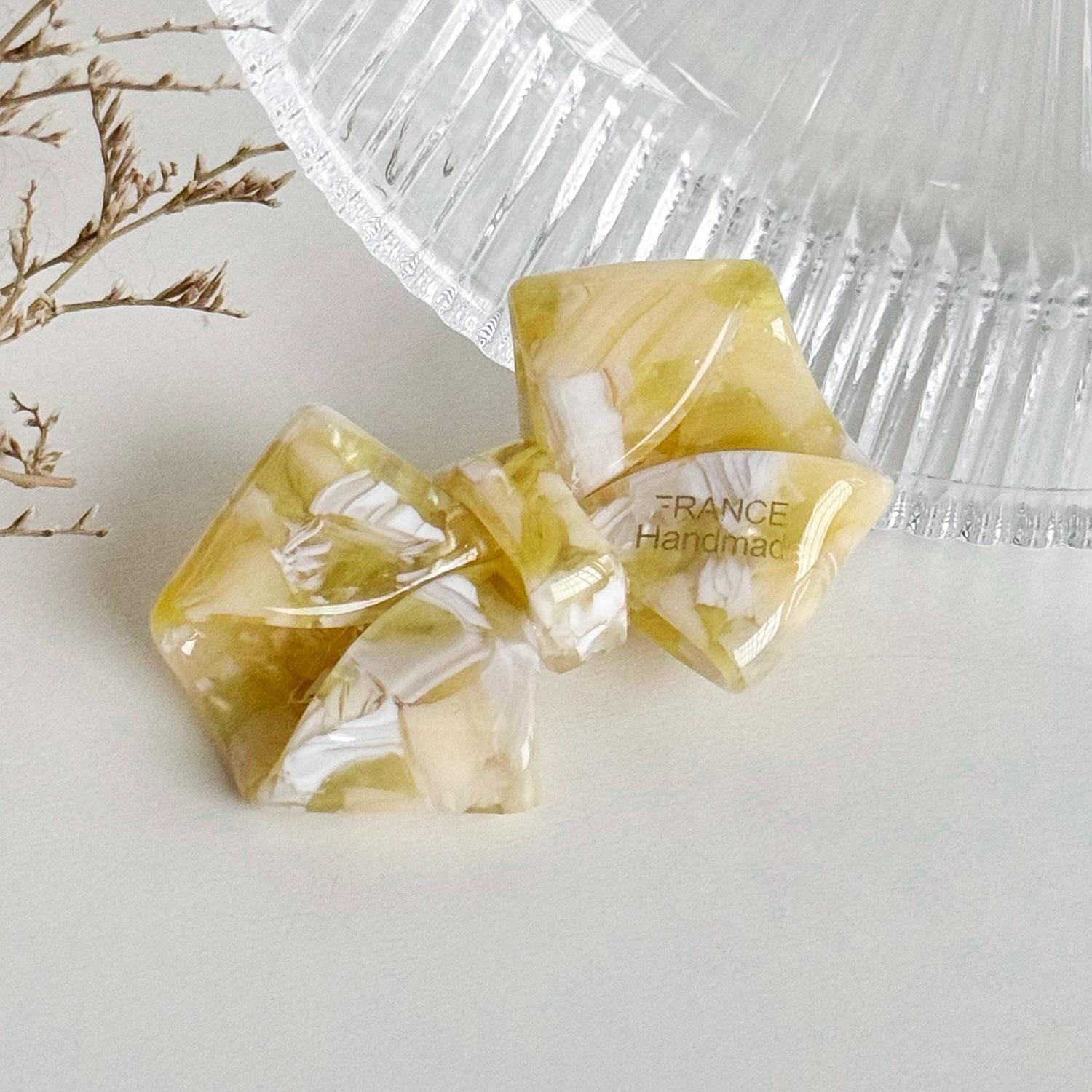 

Acetate Chic Bowknot Hair Clip For Women Premium Duckbill Claw Accessory In Trendy Summer Colors With Stylish Patterns Geometric Yellow Green