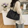 Niche Large Capacity Tote Bag: 2026 Summer Versatile Shoulder Bag for Casual, Student Commute