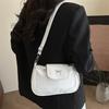 Trendy Retro Small Bag Women's 2025 Spring New Shoulder Underarm Bag Texture Commuter Messenger Small Square Bag