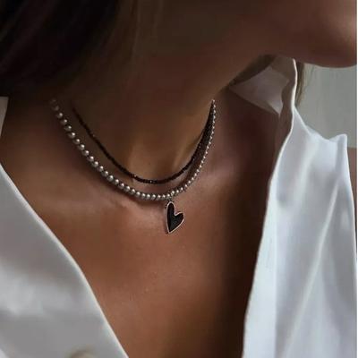 Collier multicouche Cœur Noir Perle, Ensemble Choker Délicat Perlé pour Femmes Bijoux Romantiques