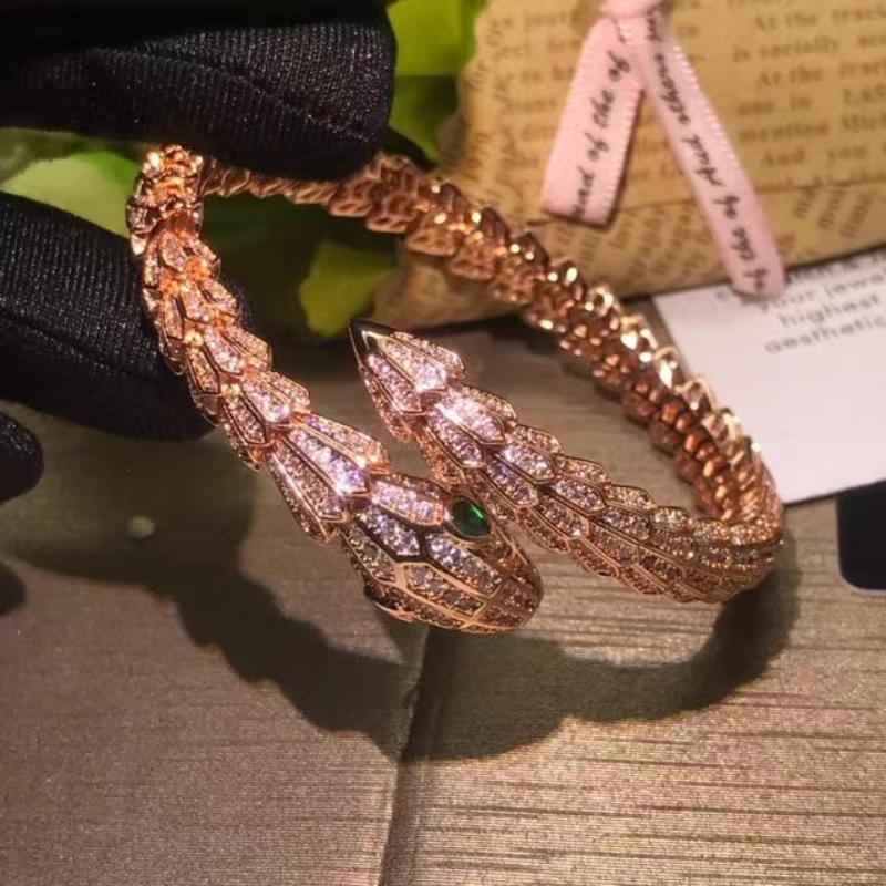 Spirit Snake Shaped Bracelet for Girls with a High-end Feel, Snake Bone Bracelet with an Open Mouth