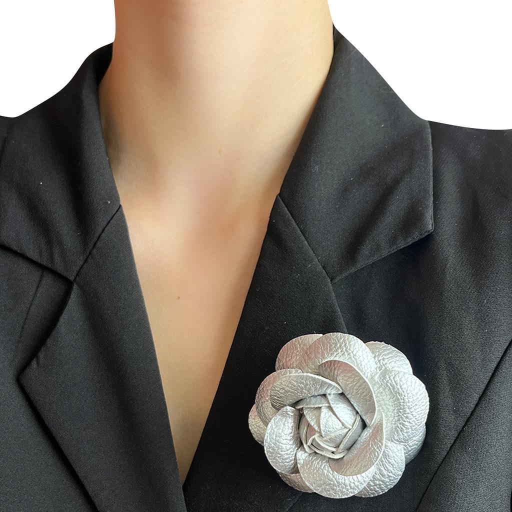 Elegant Camellia Brooch Stylish Flower Shaped Breastpin Ethnic Style Lapel Pin Wedding Party Holiday Gift for Her