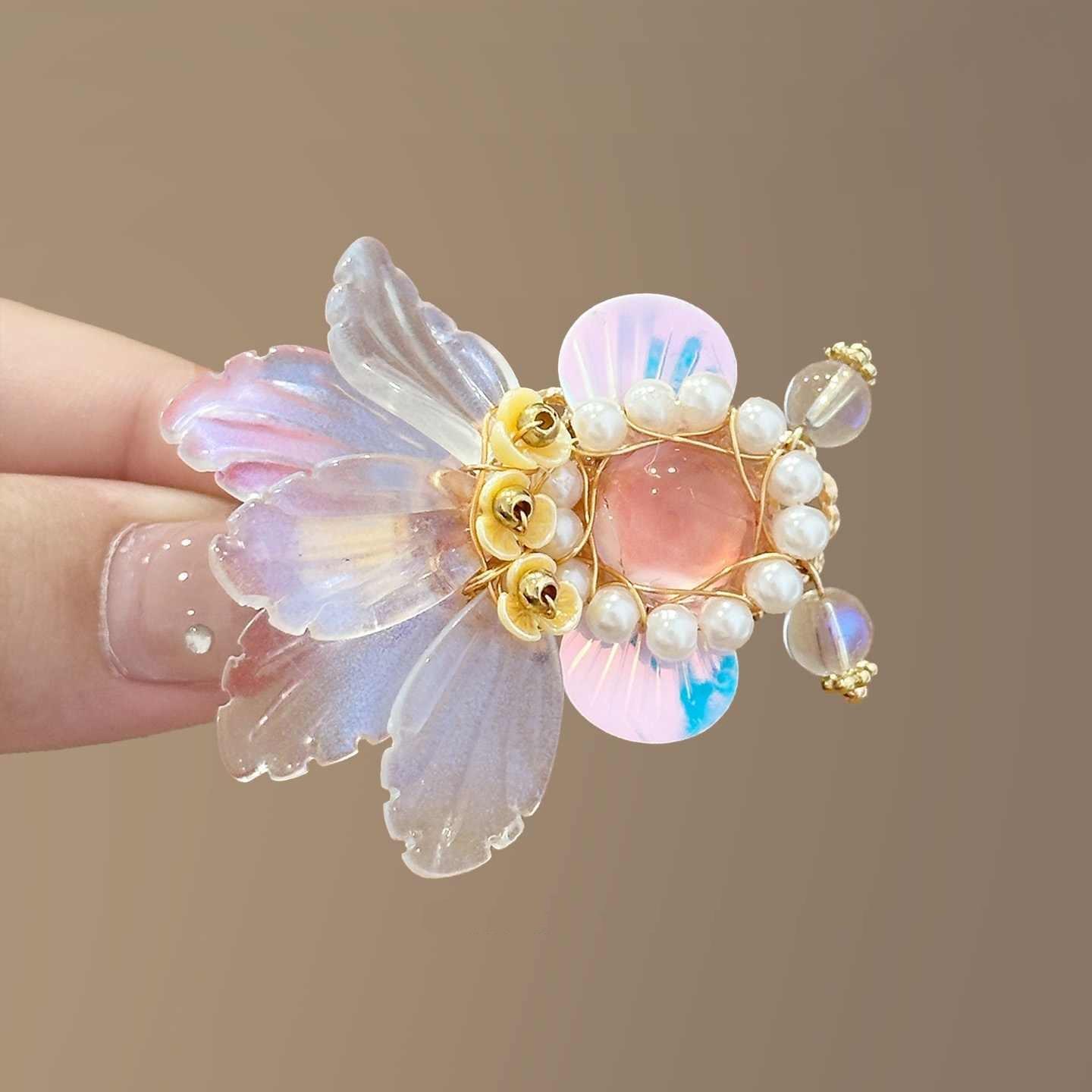 

Fairy Koi Hair Clip Colorful Glazed Hanfu Hair Accessory Cute Side Bangs Pin Stylish Hairpin for Women Girls Animal Hair Clip