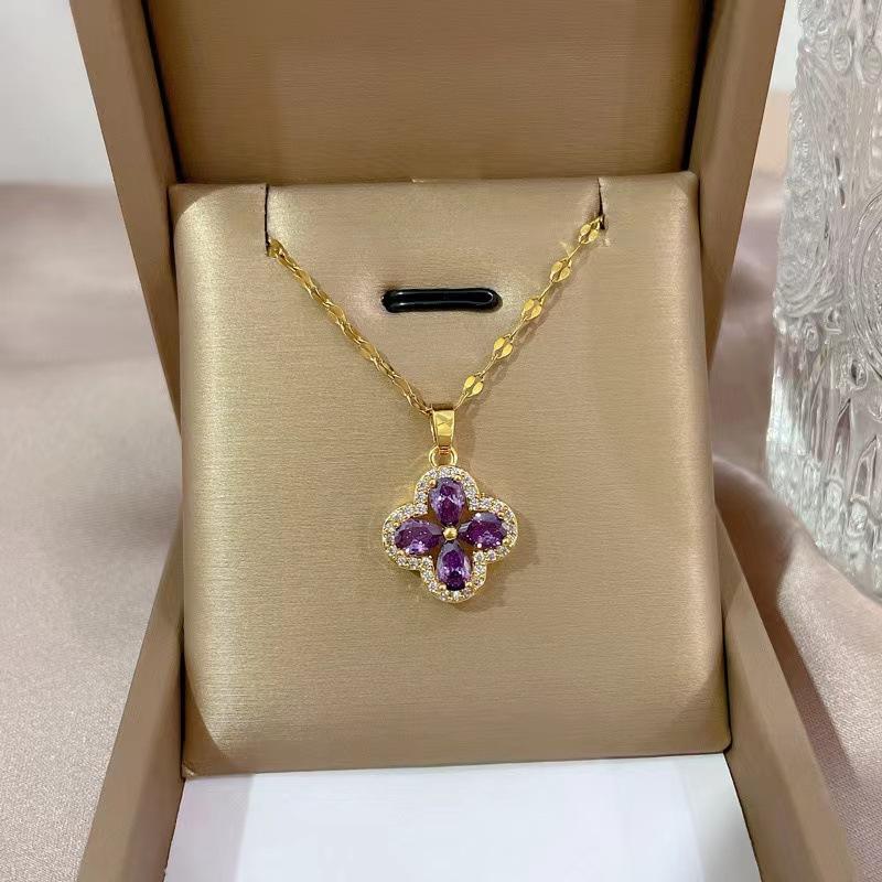 New Violet Four-leaf Clover Necklace Fashion with Collarbone Chain Female Light Luxury Senior Sense Necklace