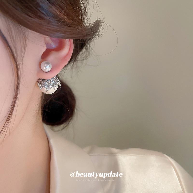 Double-Sided Silver Needle Pearl & Diamond Stud Earrings - Korean Cold Style for Women