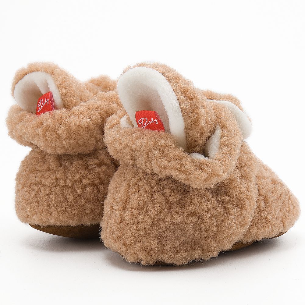 Herbst und Winter Neue Babyschuhe Weiche Unterseite Kleinkindschuhe Korallen Samt Fällt Nicht Ab Schuhe Warme Schuhe Babyschuhe