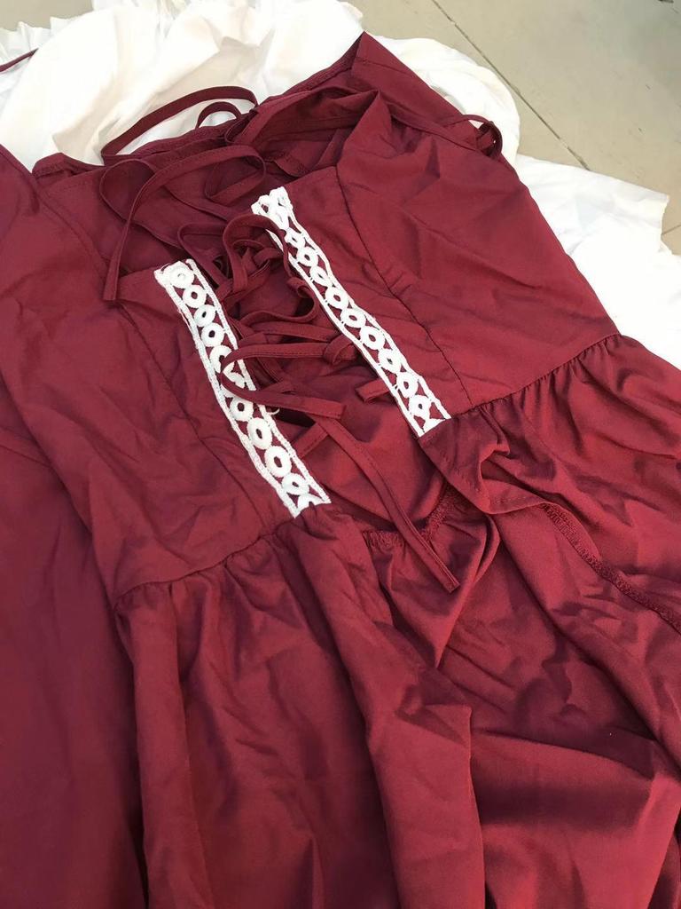 Medieval Renaissance Lace-Up Corset Dress - European & American Vintage Halloween Costume.