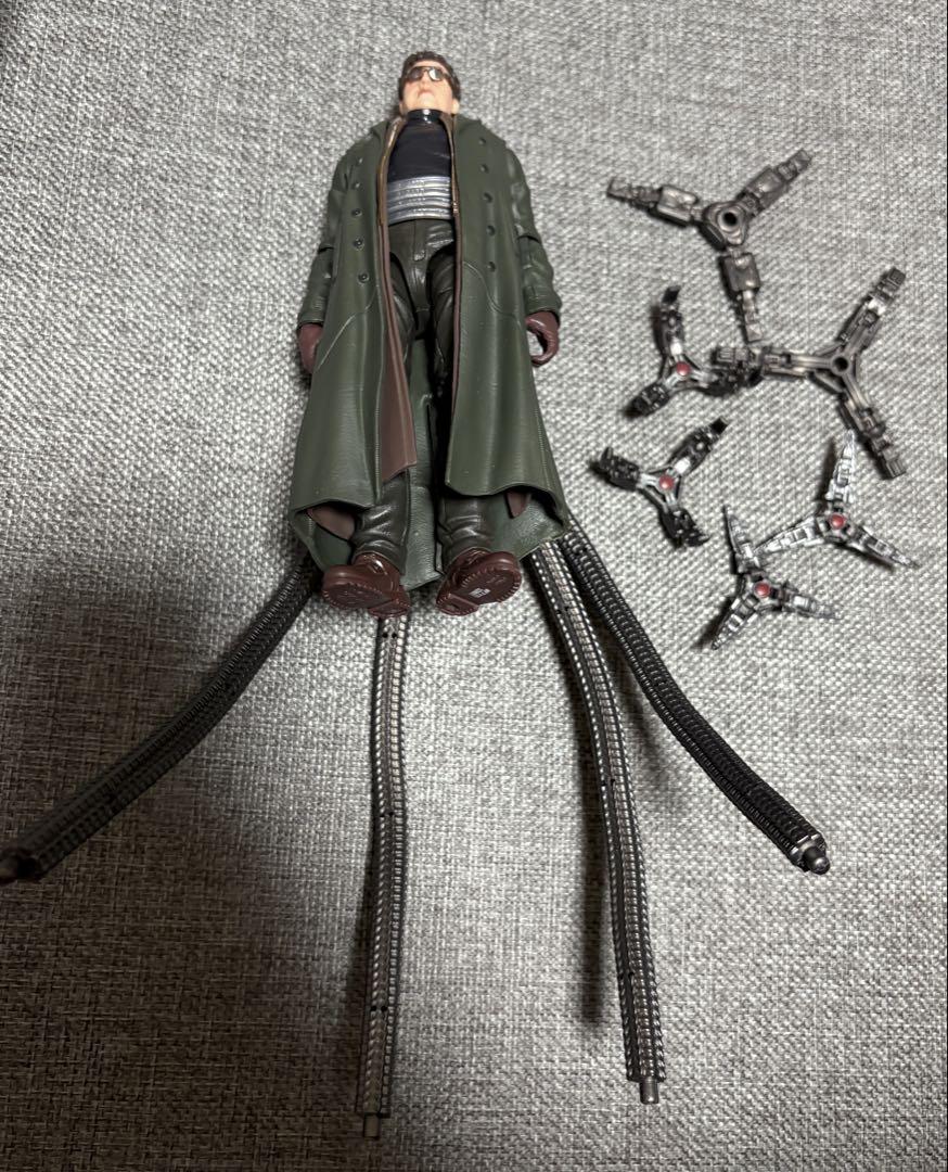 

[USED] Marvel Legends Doctor Octopus Figure