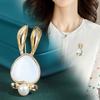 Fritillary Bunny Brooch Female Korean Version Anti-light Freshwater Corsage Wholesale Clothing Accessories Pin Collar Pin