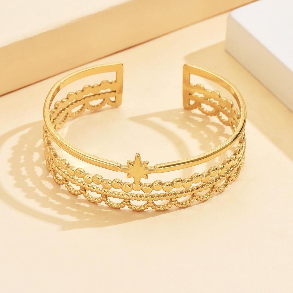 Elegant European Retro Eight-Pointed Star Stainless Steel Lace Bangle