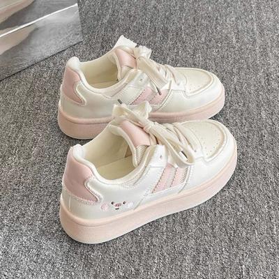 Modische Damen-Board-Schuhe Sommer Neue Atmungsaktive Höhenverstärkende Plateau-Schuhe Designer Low-Top Bequeme Freizeit-Sneaker