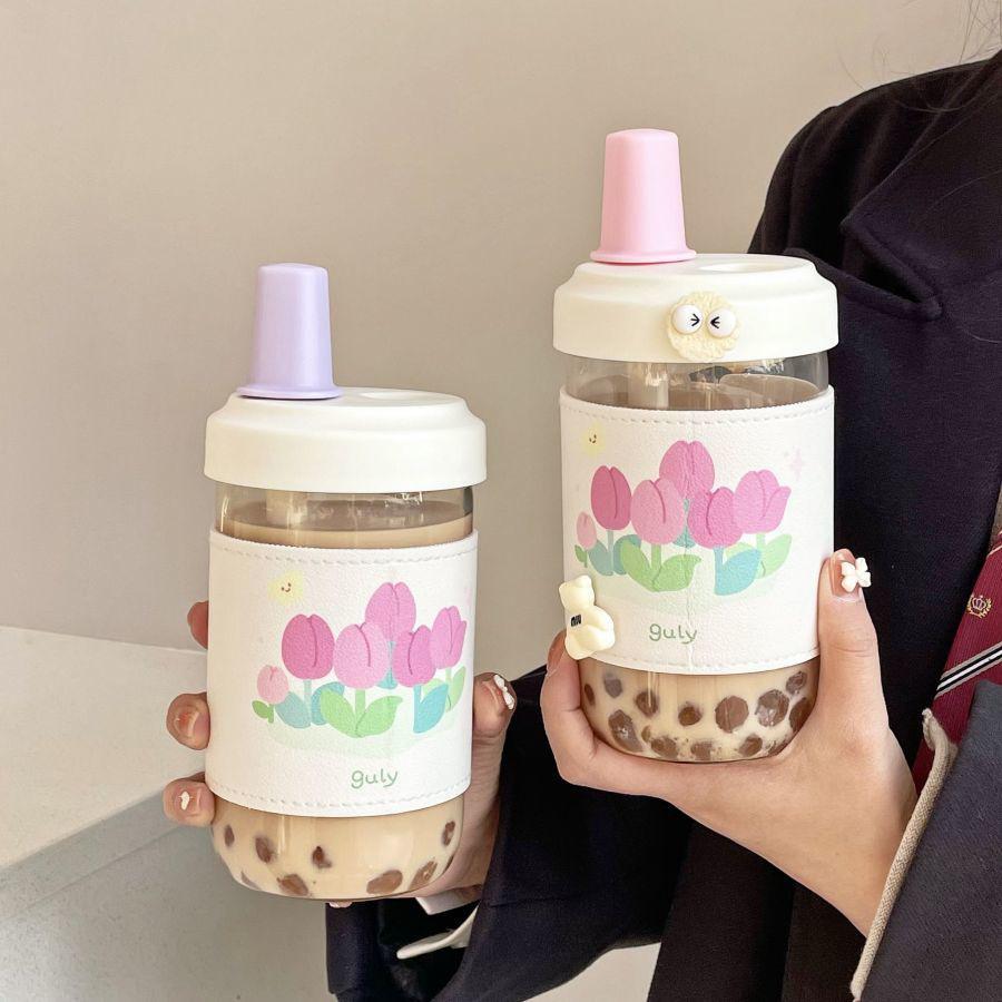 Portable High-Value Milk Tea Plastic Tumbler with Straw for Men and Women, Suitable for Outdoor and Home Use