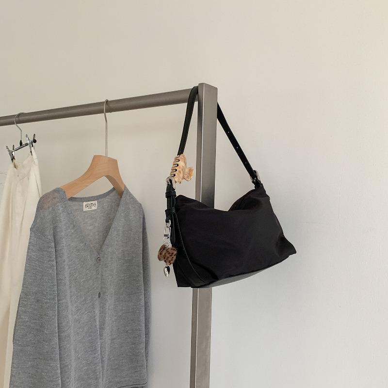 Nylon underarm bag niche shoulder bag women's fashion casual handbag women's autumn new models