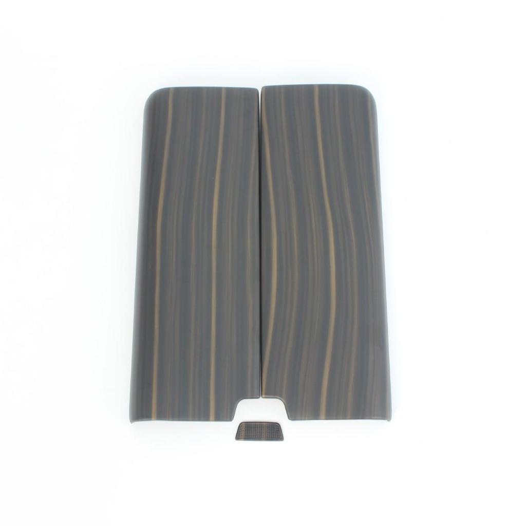 Interior Trim Kit for Voyah Dream Home Models: Armrest Box Sticker & Glossy Console Panel