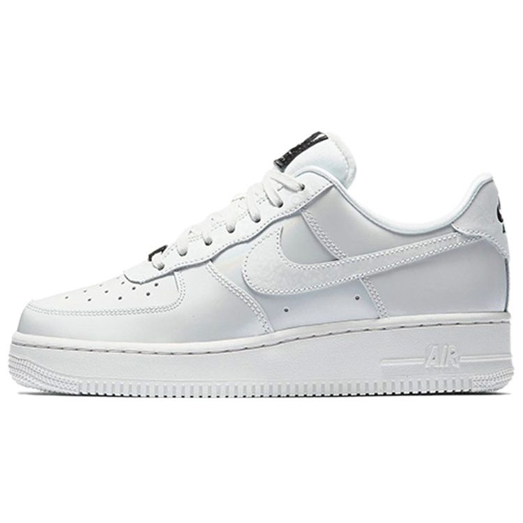 

Женские кроссовки Nike Air Force 1 Luxe White Summit-White Black 898889-100