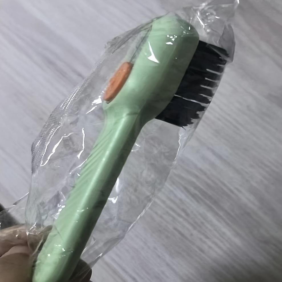 All-in-One Shoe Brush with Integrated Soap Holder for Effortless Cleaning