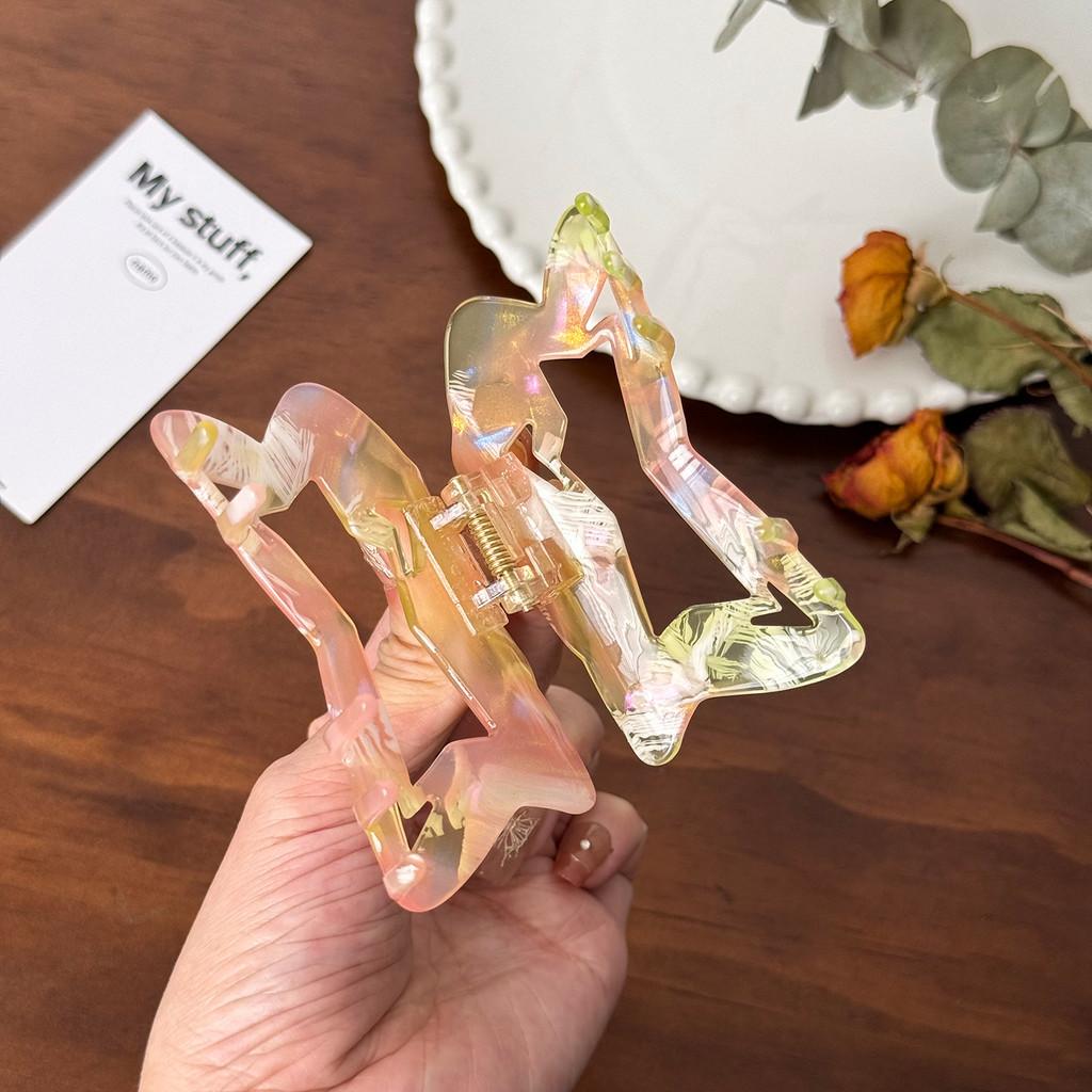 Trendy Acetate Hair Claw Clip With Star Design Perfect For Stylish Updos