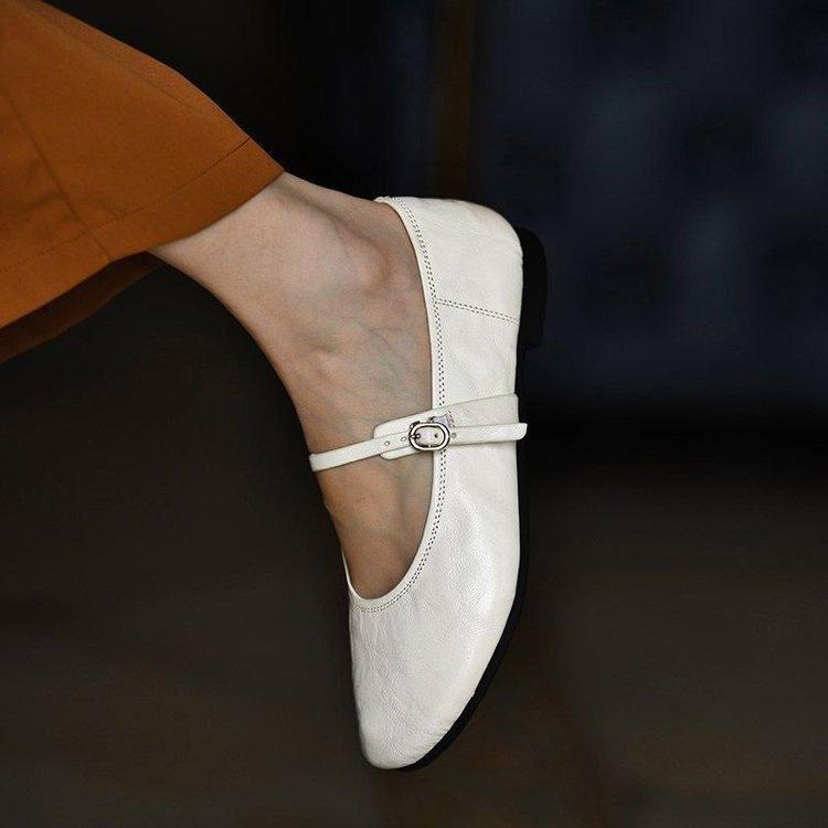 French Retro One-word with Flat Bottom Shallow Mouth Mary Jane Shoes Women's 2025 Autumn New Shallow Mouth Small Fragrant Leather Single Shoes