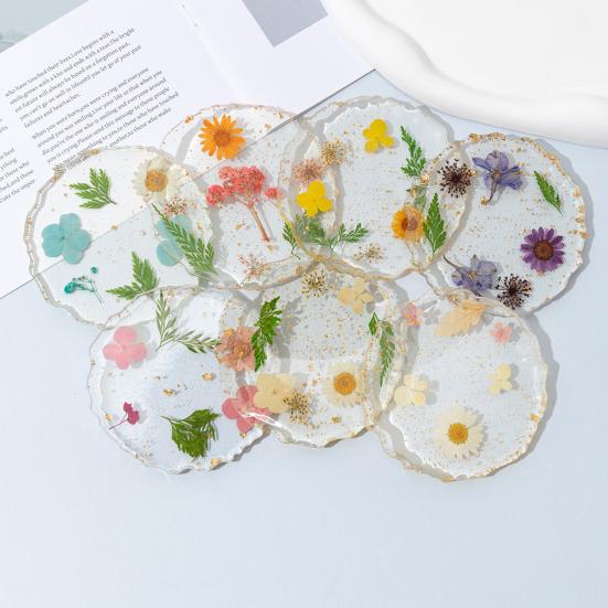 Handmade Resin Coaster Dried Flowers Cup Mat Heat-Resistant Clear Waterproof Table Protection Mat Unique Gift for Coffee Lovers Home Office Decor