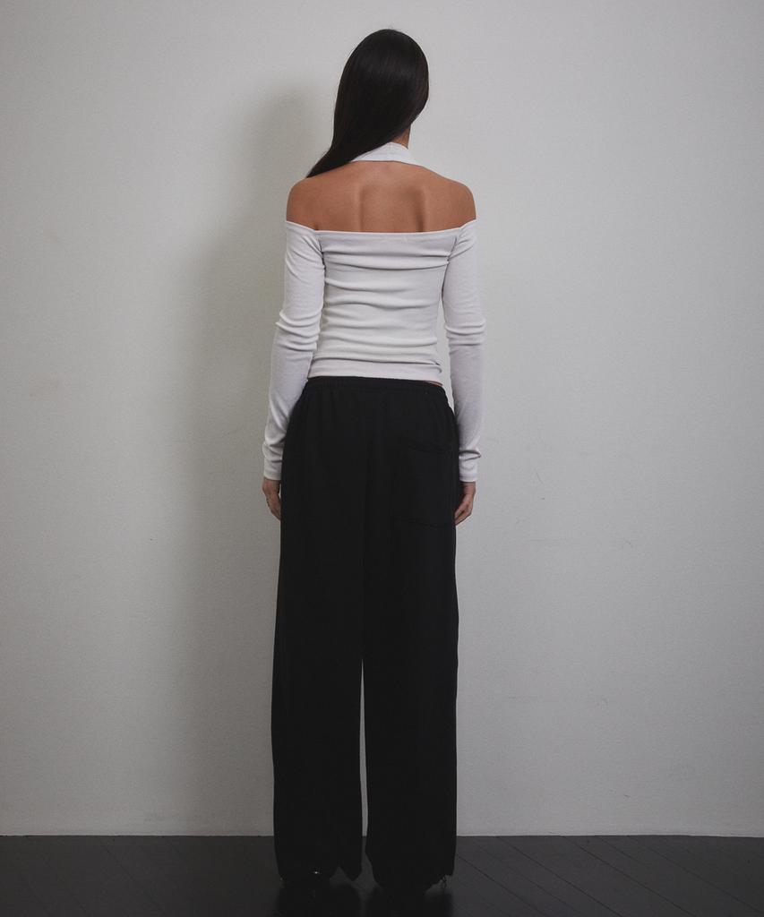 Bunteu Eyelet Halter Long Sleeve (Ivory)
