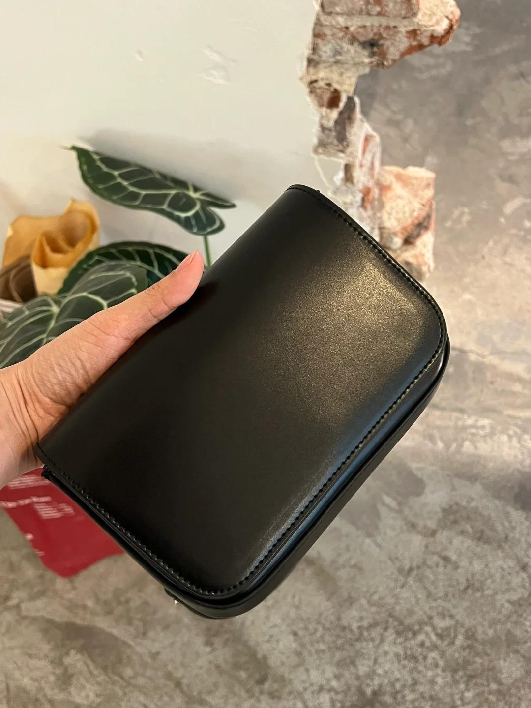 

Коричневая маленькая квадратная сумка женская 2024 новая яркая кожаная сумка через плечо изысканная высококачественная сумка тофу ниша чёрный