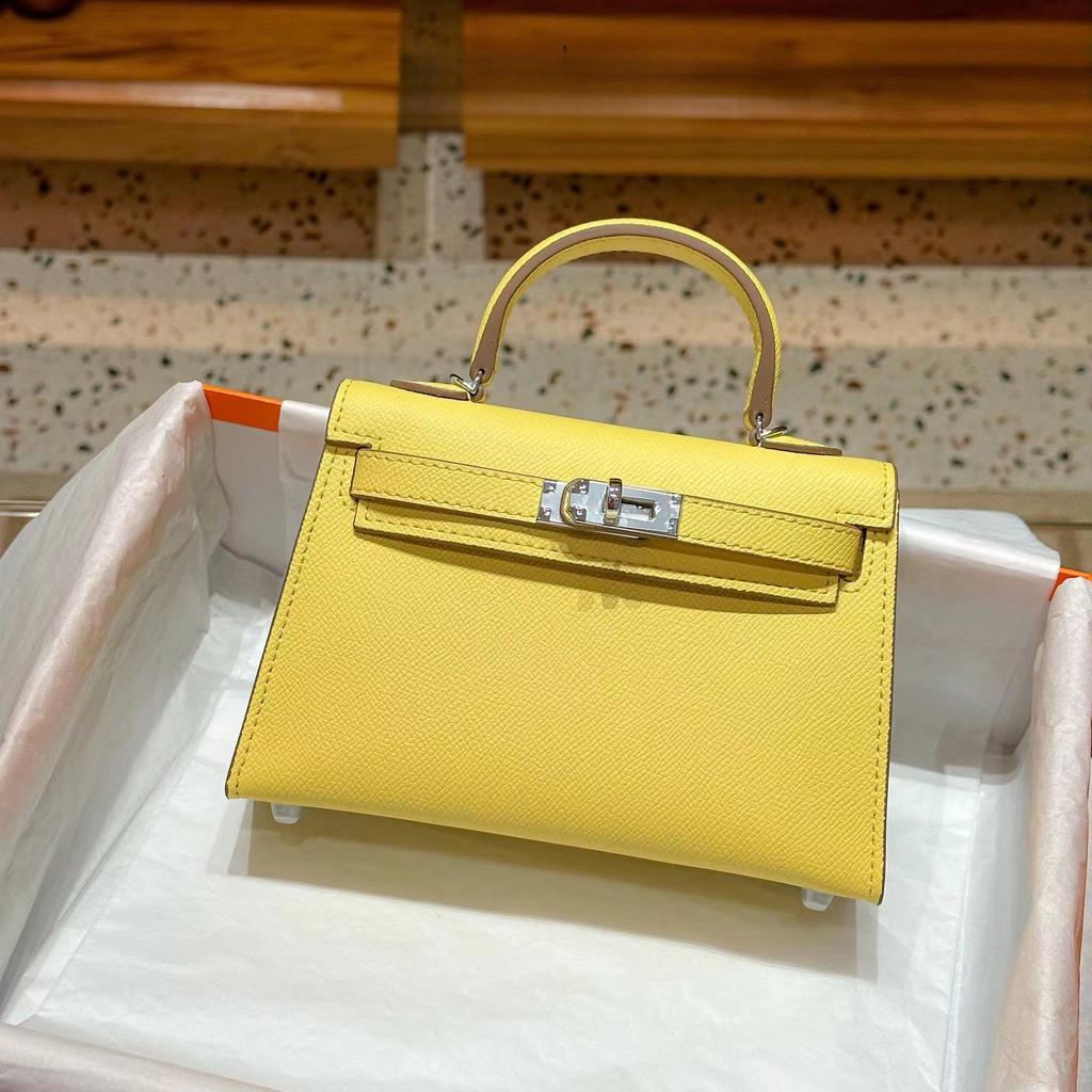 Grenzüberschreitende Hersteller Großhandel Damenhandtaschen 2023 neue Handtaschen aus Leder mit Palmenmuster tragbare Schulter-Umhängetaschen Damenhandtaschen große Kapazität