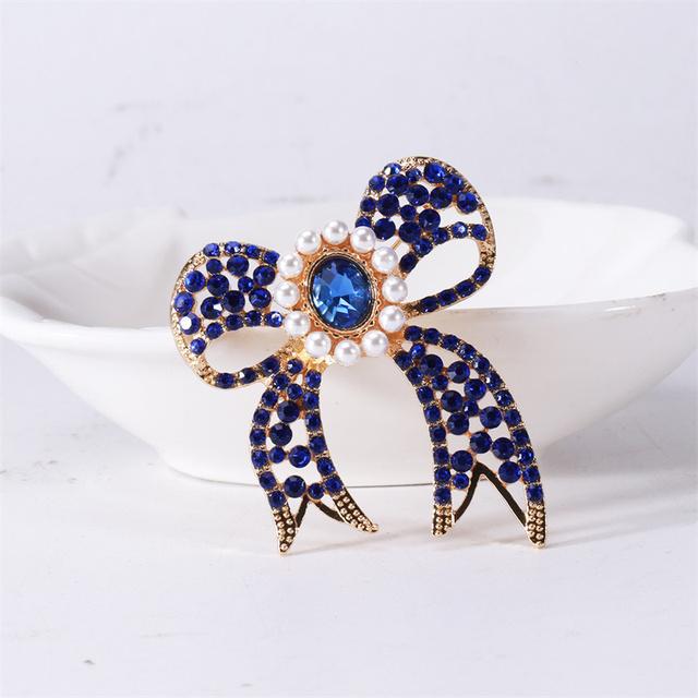 Voguish Fashionable Rhinestone Bow Brooches Female Sweet Adorable Anti Slip Buckle Versatile Accessories Available In Four ColorsFashion Jewelry