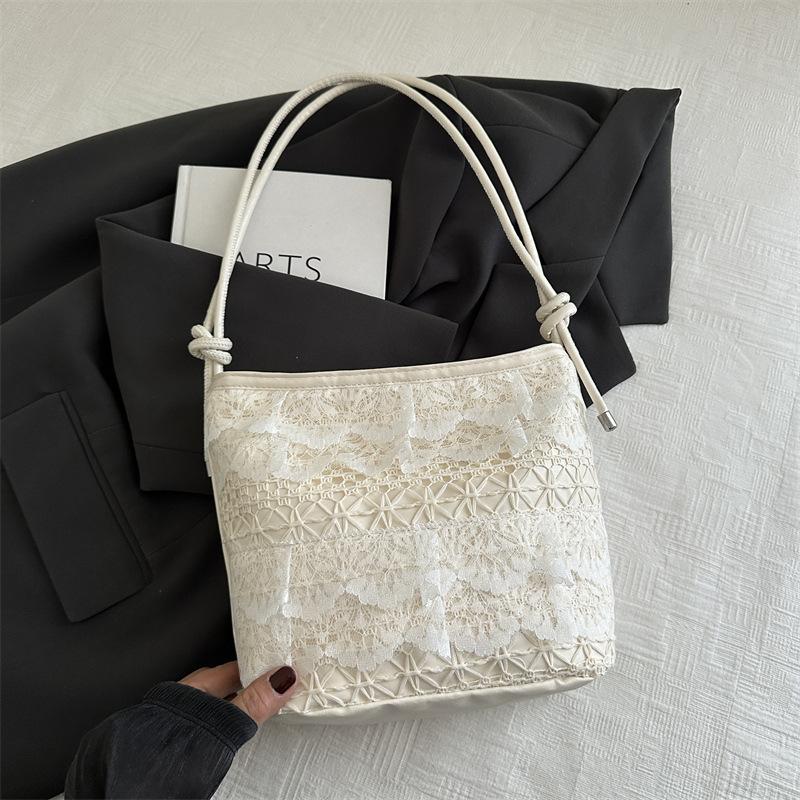 

Женская сумка-тоут большой вместимости высокой ценности, новая модная и милая кружевная сумка под мышкой, универсальная сумка через плечо