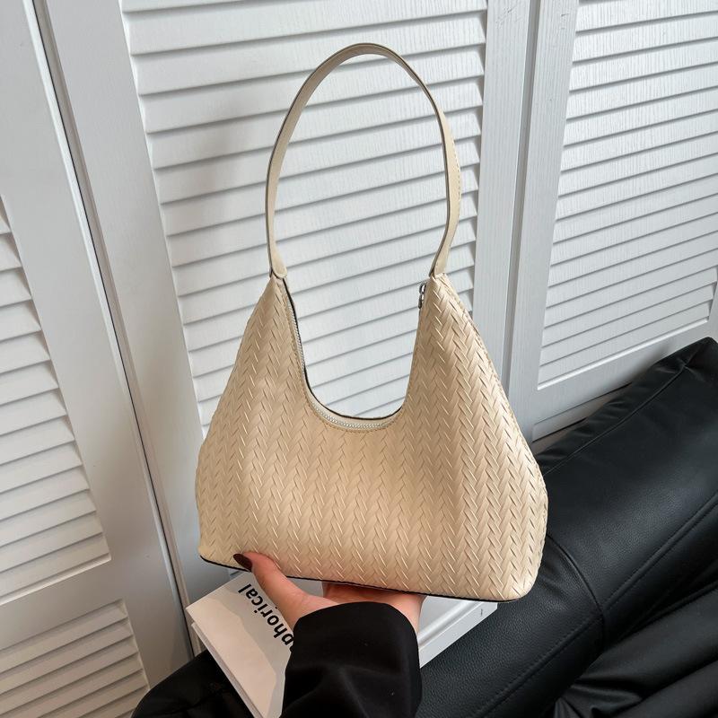 Niche Design Portable Dumpling Bag Women's 2025 New Summer High-end Texture Versatile Foreign Style Shoulder Messenger Bag