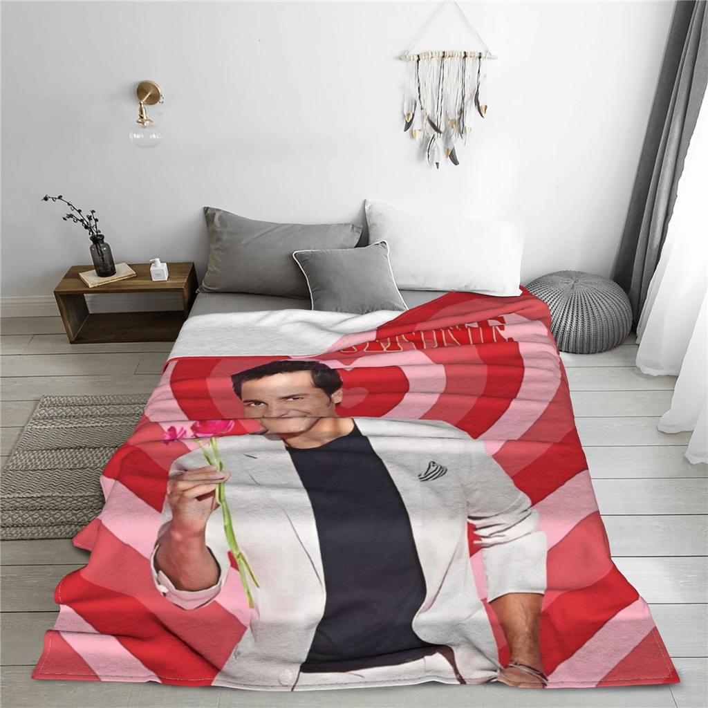 Chayanne Singer Flannel Blankets Vintage Throw Blankets for Home 125*100cm Bedspreads