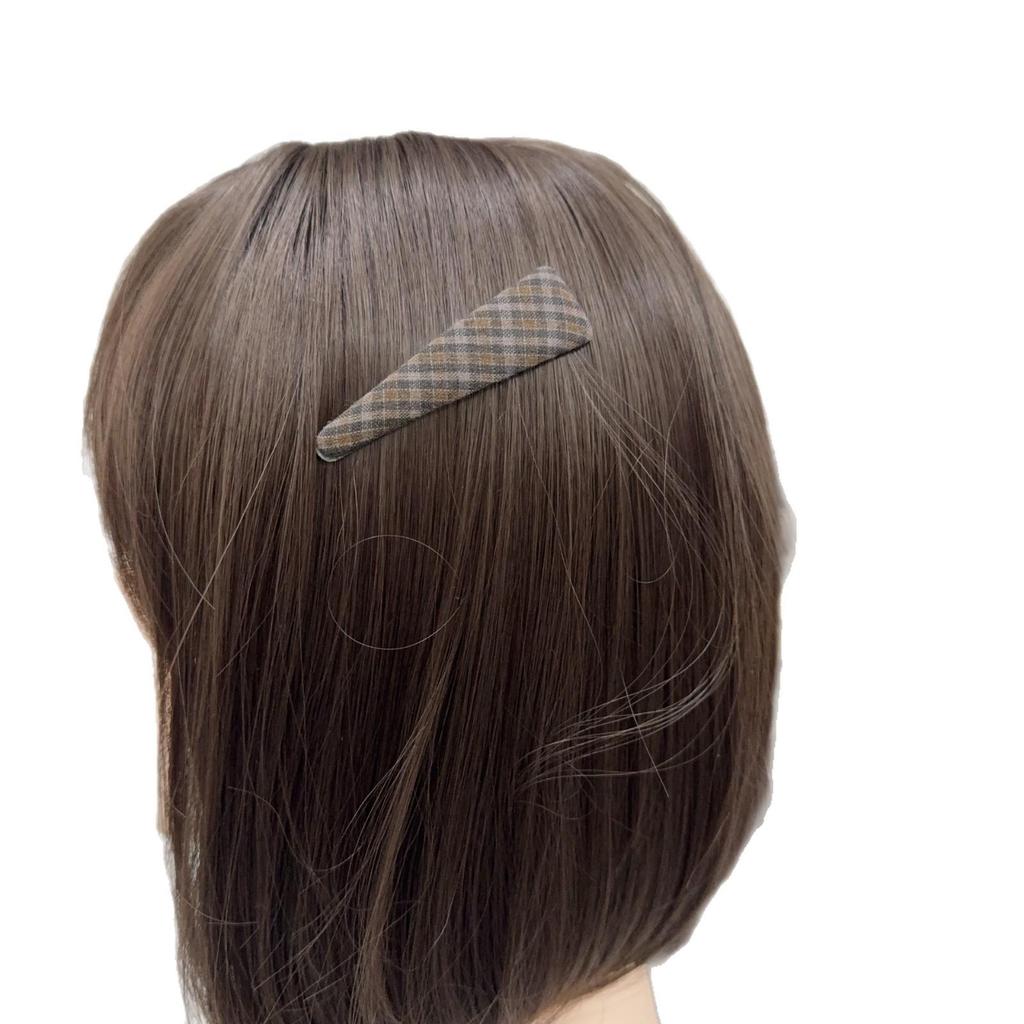 Korean High-Quality Plaid Geometric Triangle Hair Clip - Fashionable Simple BB Bangs Clip.