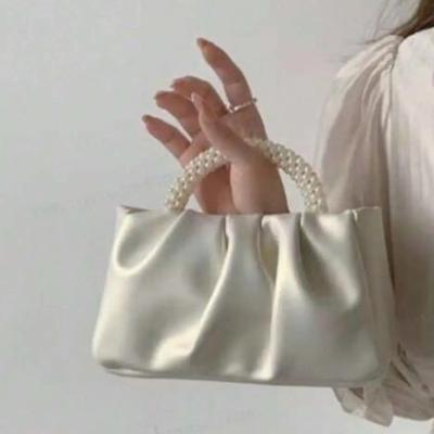 Pochette de Mode Décoration Perle Sac pour Femme Épaule Petit Sac Carré Tendance Sac à Main Plissé Décontracté Couleur Unie Sac Bandoulière