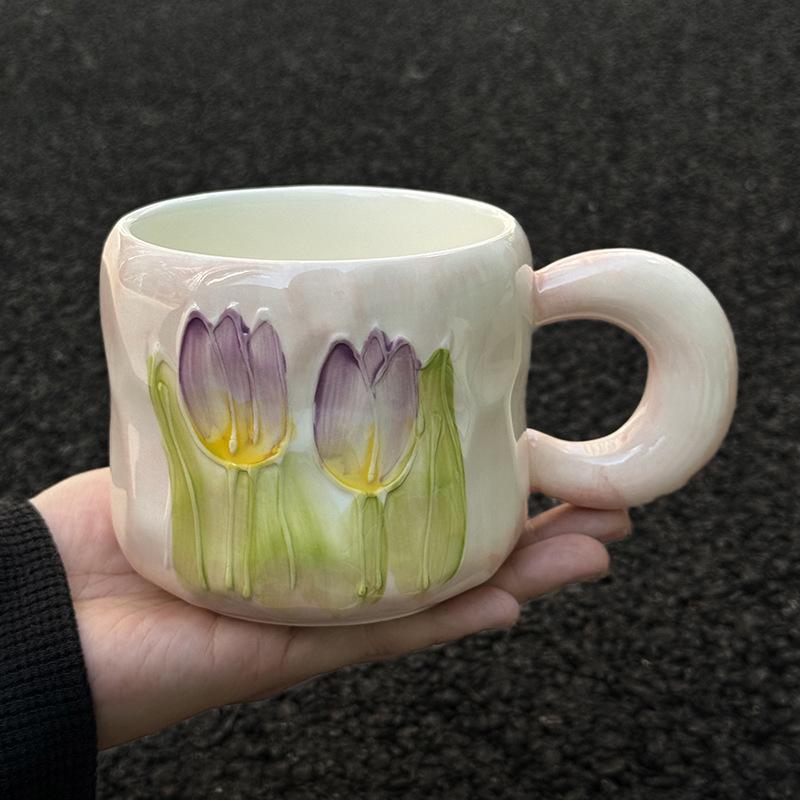 High-value Tulip Ceramic Mug with Lid Spoon As a Gift, Practical Cup for Girls, Birthday Gift for Girlfriends
