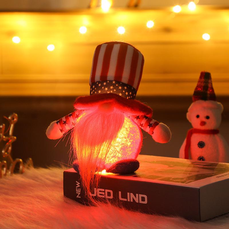 Patriotic Flag Dwarf Doll: Striped Faceless Ornament for Independence Day