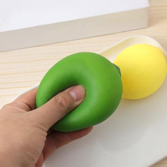 Stress Relief Simulated Lemon Toy Decompression Yellow Green Lemon Squeeze Stress Ball Anti-anxiety Simulation Fruit Sensory Fidget Toy