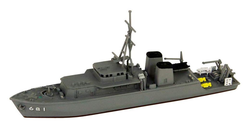 Pit Road 1/700 Skywave Series JMSDF Destroyer DD-110 Takanami with New Equipment and Etched Parts, Plastic Model J65SP