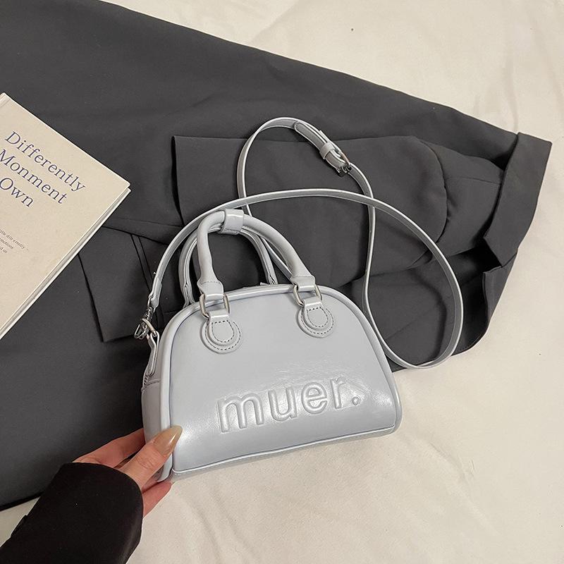 

Весенняя модная сумочка маленькая сумка женская новая сумка-боулинг универсальная сумка-мессенджер маленькая квадратная сумка