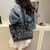 New casual shoulder bag large capacity armpit bag canvas bag large capacity trend graffiti portable tote bag