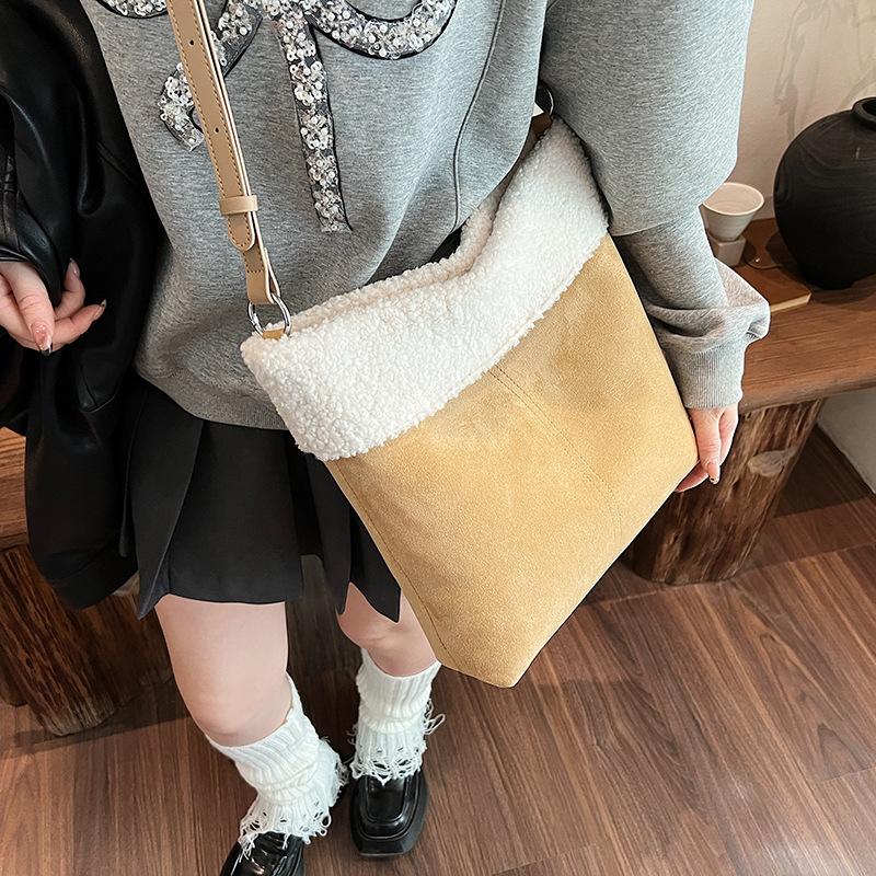 Lamb Wool Plush Bag Women'S Trendy High-End Fashion Texture Shoulder Messenger Bag