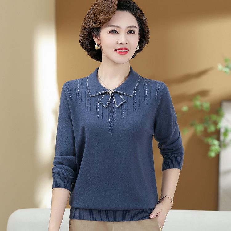Middle-aged and Elderly Women's Spring Clothes Long-sleeved T-shirt Middle-aged Mother Loose Base Shirt Top Ladies Age-reducing Clothes Casual