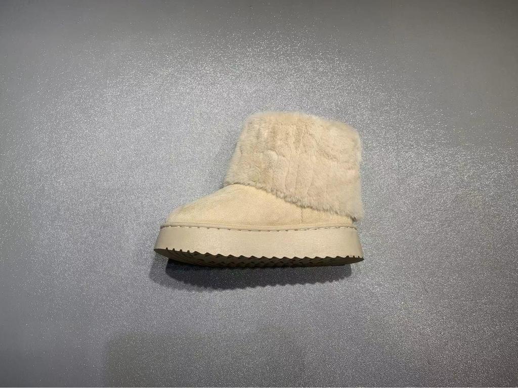 Furry Striped Women's Mid-Calf Snow Boots - Suede, Thick Soled, Warm & Comfortable for Autumn/Winter.