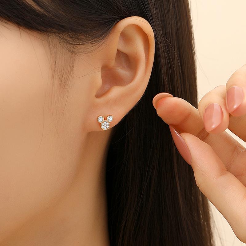 

Милые серьги-гвоздики в виде маленькой мультяшной мышки, женские легкие роскошные изысканные серьги с микроцирконом