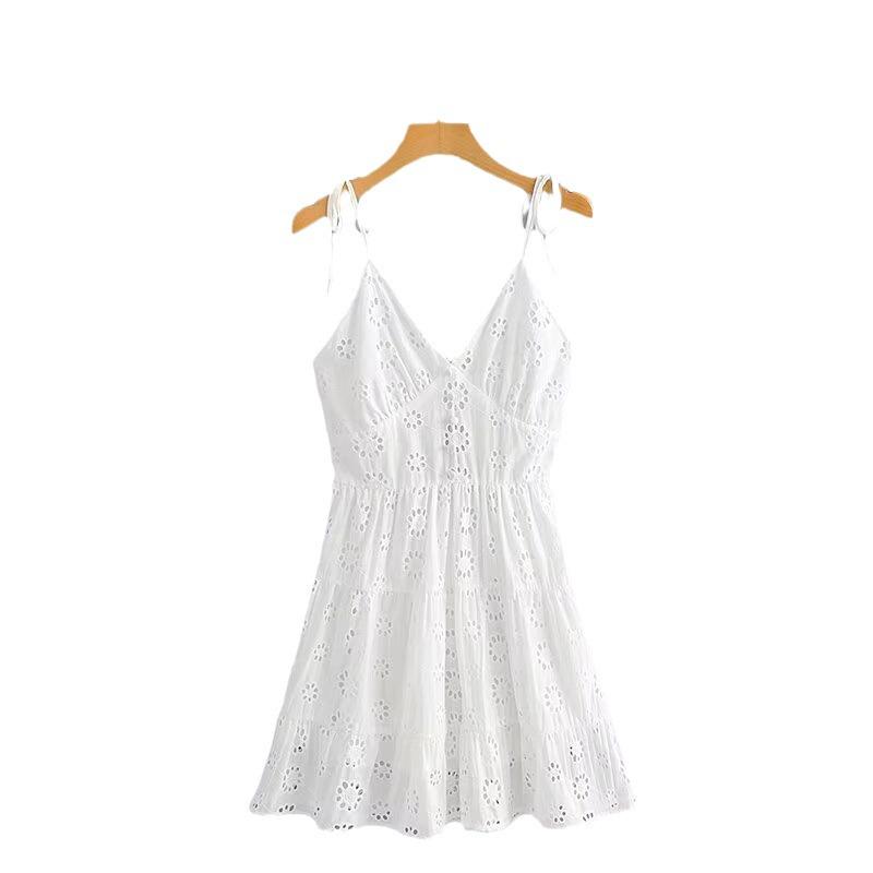 Evropské a americké dámské vyšívané krajkové šaty na ramínka - Sexy krátká sukně s výstřihem do V na jarní/letní prázdniny